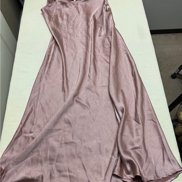 NWT Dress Forum M blush pink midi satin slip dress - Picture 4 of 8